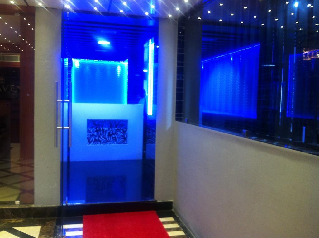 Park Avenue Hotel Nungambakkam Ченнаи Экстерьер фото