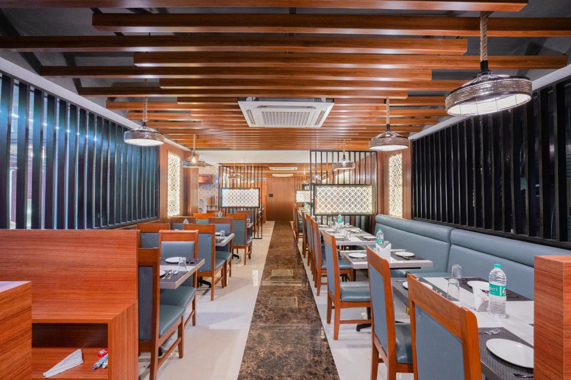 Park Avenue Hotel Nungambakkam Ченнаи Экстерьер фото